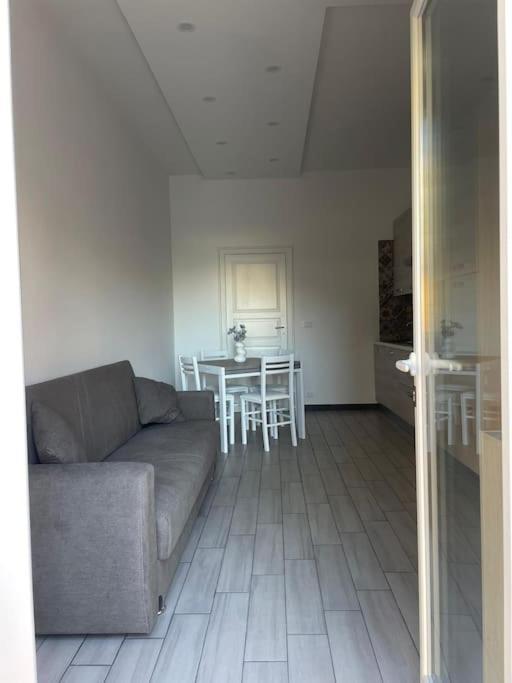 Home La Chiaretta 부세토팔리죨로 외부 사진